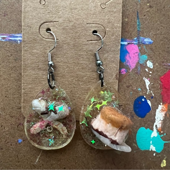 Vanilla Flan with Fork and Spoon Earrings - Picture 7 of 7